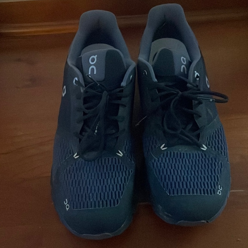 On Cloud Men shoes 11.5